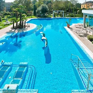 **** Hotel Harrys' Garden Italia